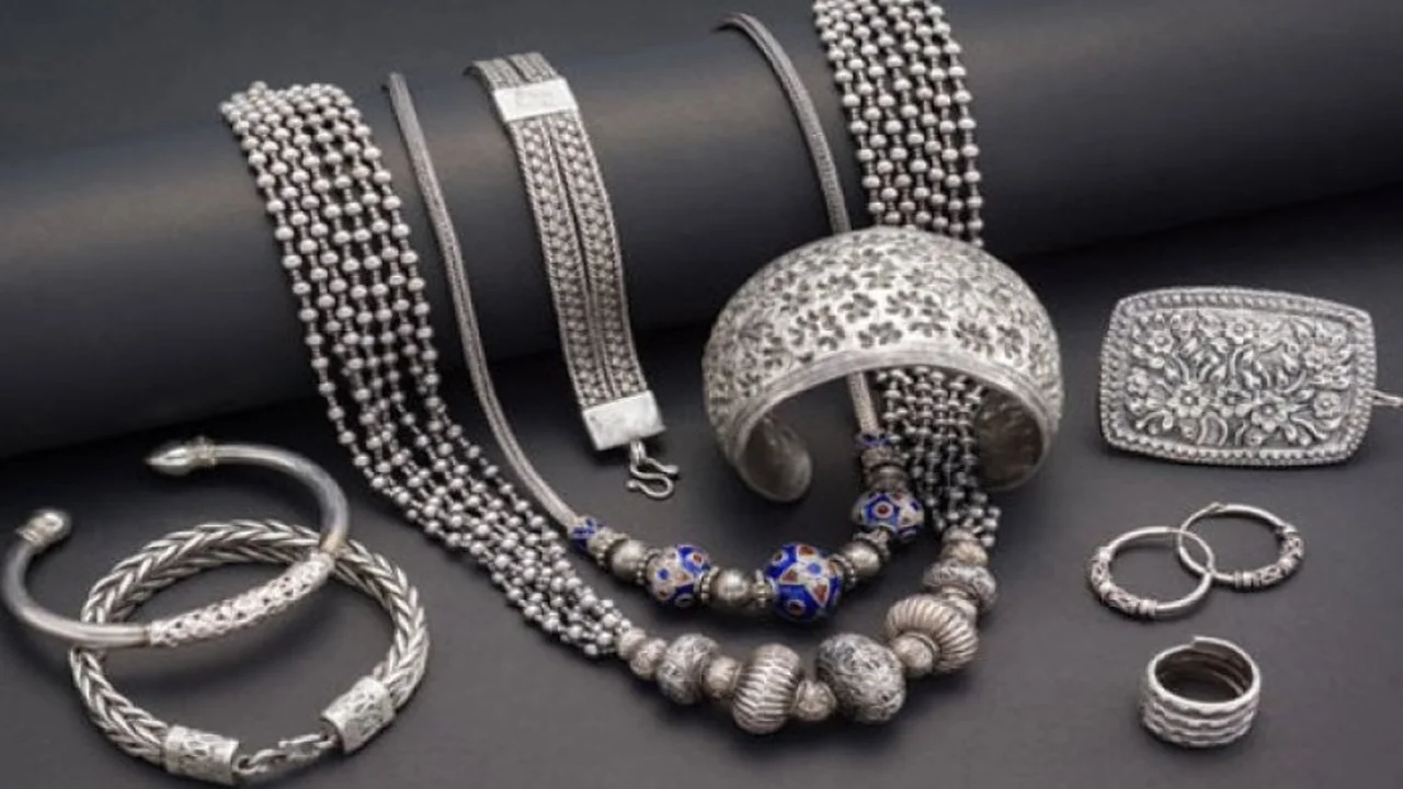 تحديثات الأسعار.. قائمة أسعار الفضة في العراق اليوم بجميع العيارات المتداولة